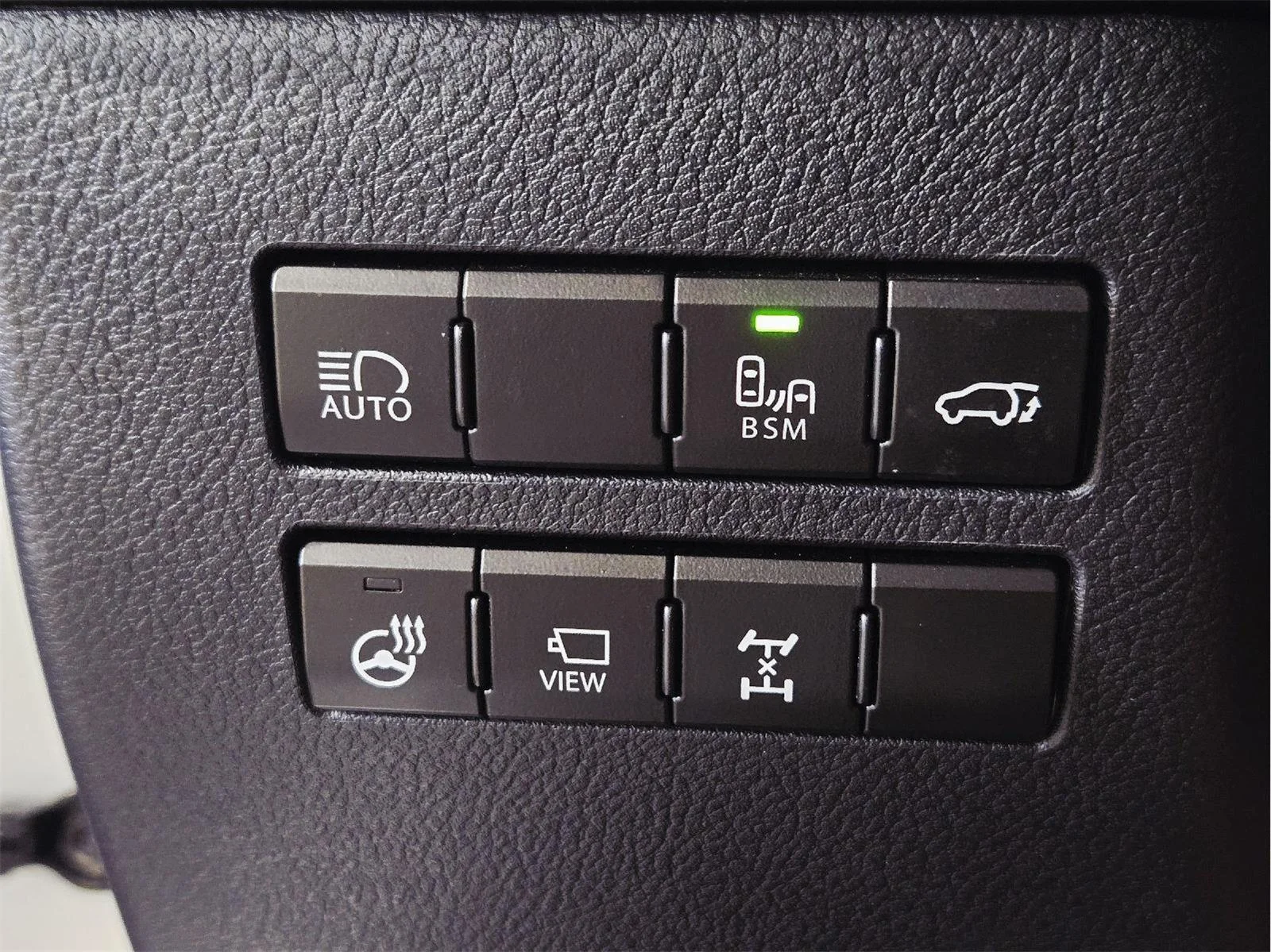 Used 2021 Eminent White Pearl Lexus NX 300 image 17