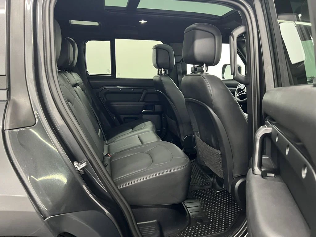 Used 2023 Carpathian Grey Premium Metallic Land Rover V8 AWD Carpathian Edition image 26