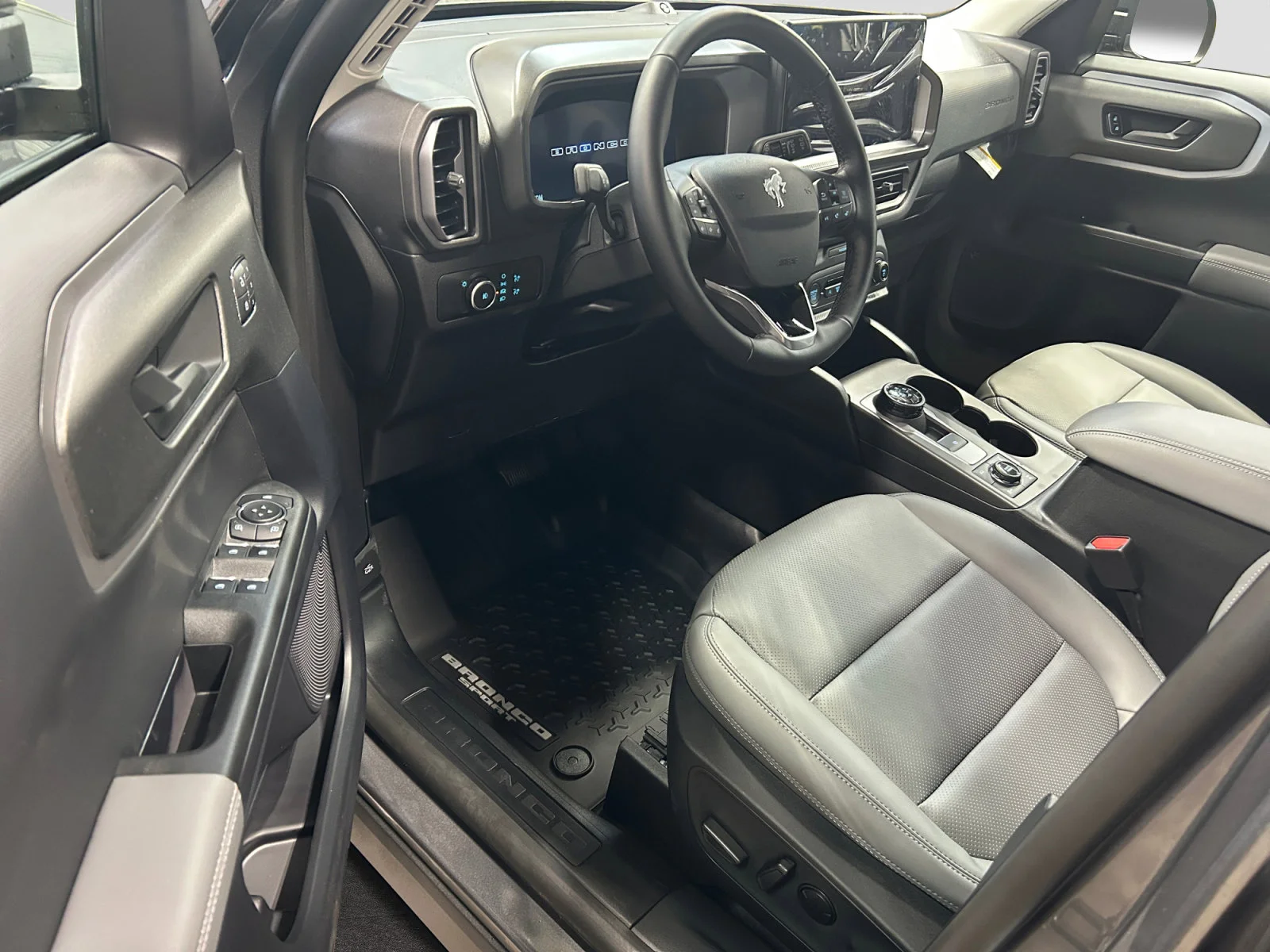 New 2026 Carbonized Grey Metallic Ford Badlands image 12