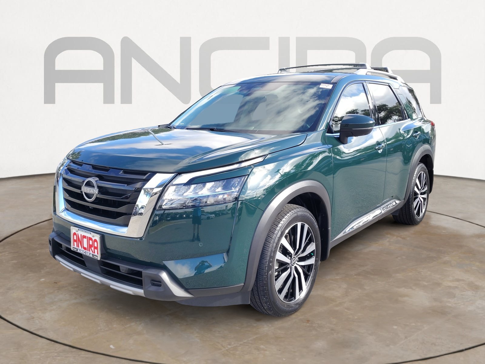 Used 2024 Obsidian Green Pearl Nissan Platinum image 6