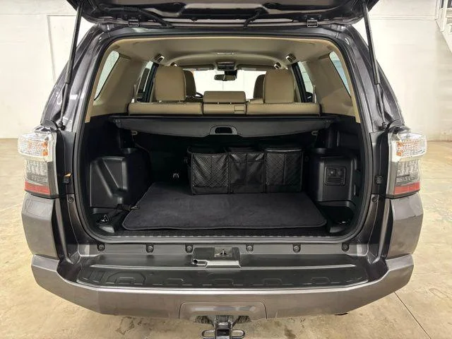 Used 2023 MAGNETIC GRAY MET. Toyota  image 23