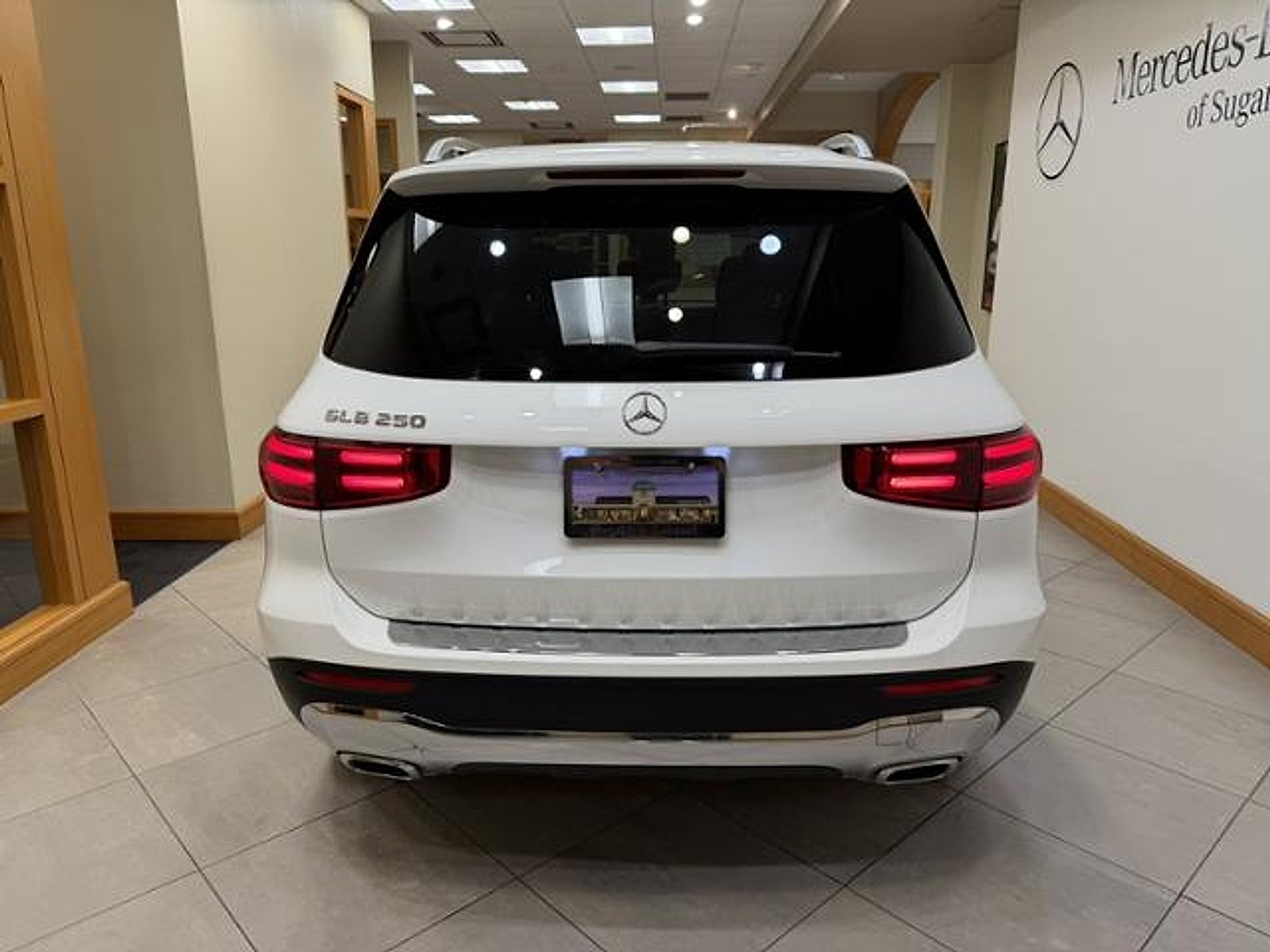 Certified Used 2026 Polar White Mercedes-Benz  image 4