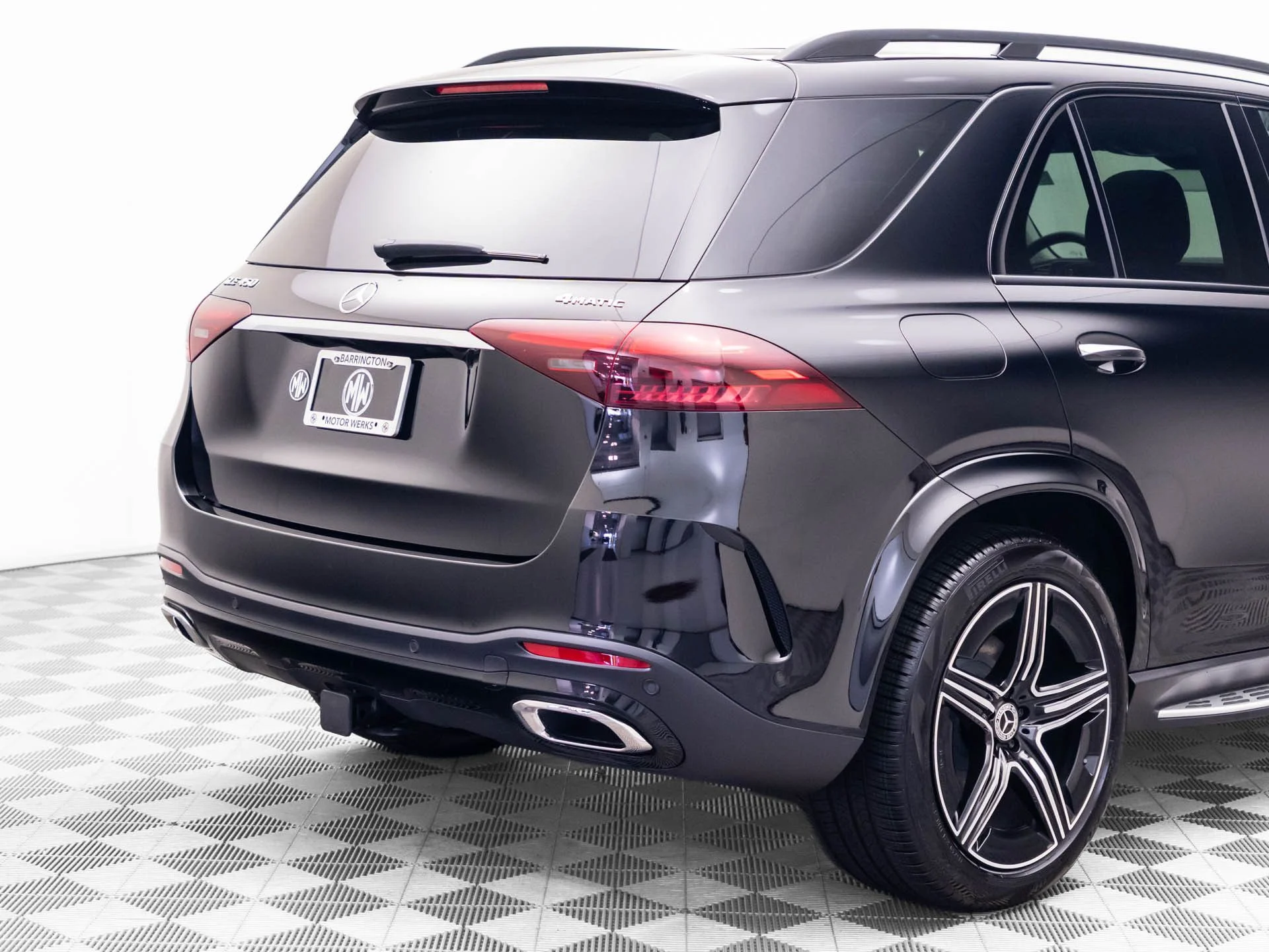 New 2026 Black Mercedes-Benz GLE 450 image 34