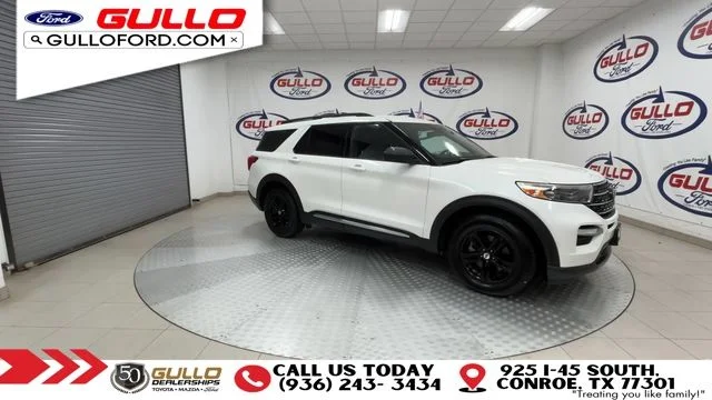 Certified Used 2020 White Metallic Ford XLT image 2