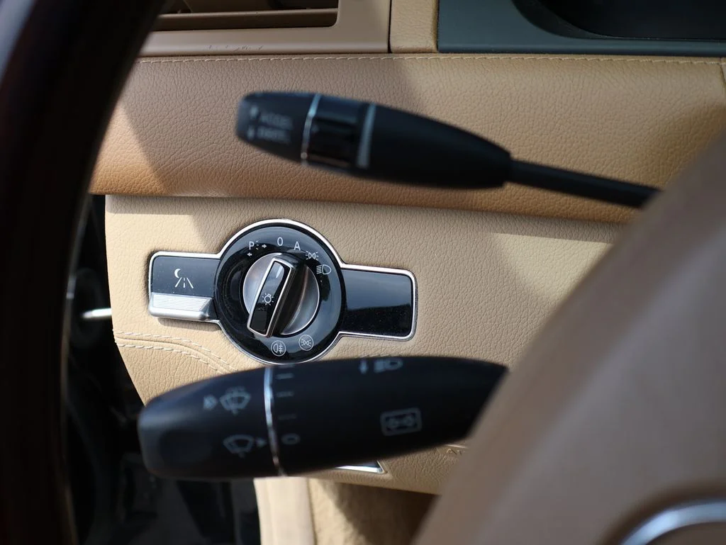 Used 2011 Black Mercedes-Benz CL 550 image 33