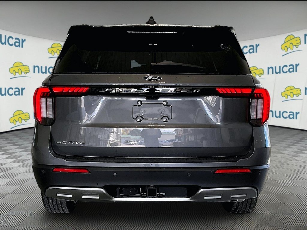 New 2027 Gray Metallic Ford Active image 6