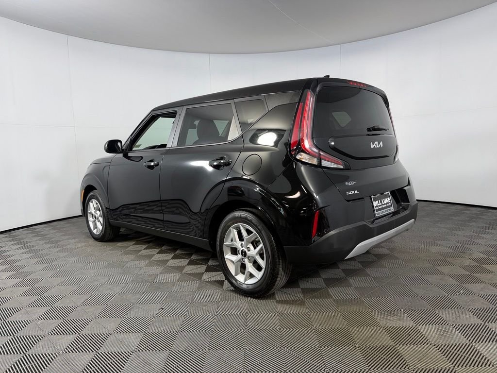 2025 Kia Soul LX - Photo 9