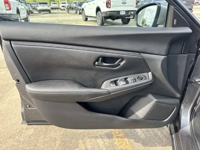 Used 2025 Gray Nissan S image 40