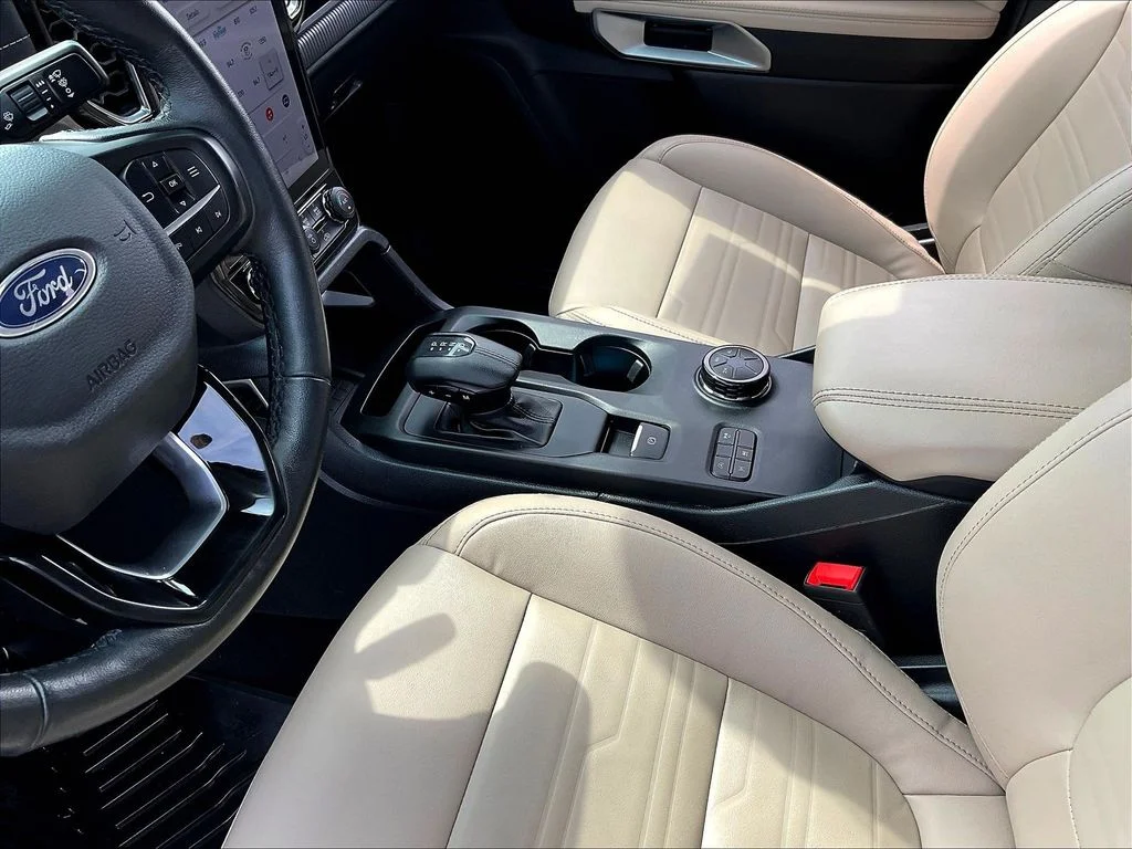 Used 2024 Black Ford Lariat image 19