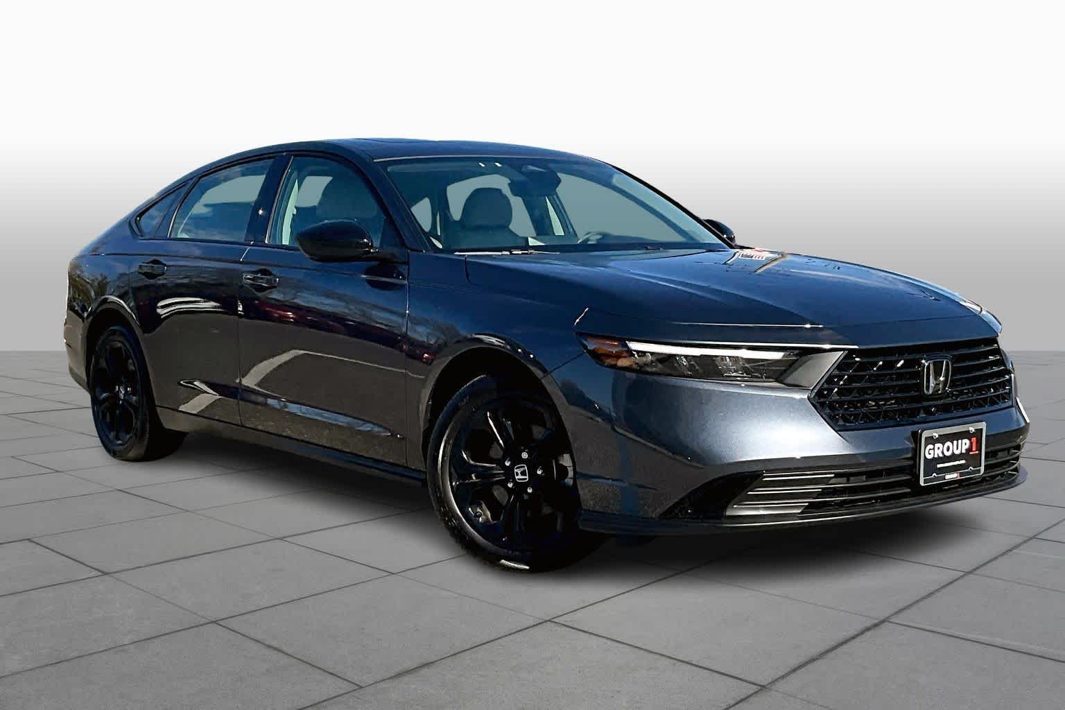 2025 Honda Accord SE - Photo 4