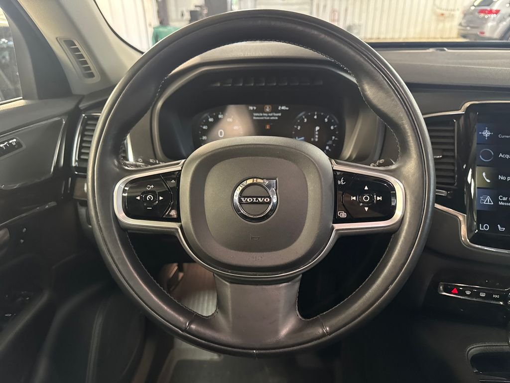 Used 2018 Green Volvo T5 Momentum image 19