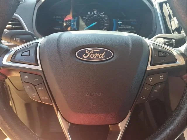 Used 2024  Ford SEL image 14