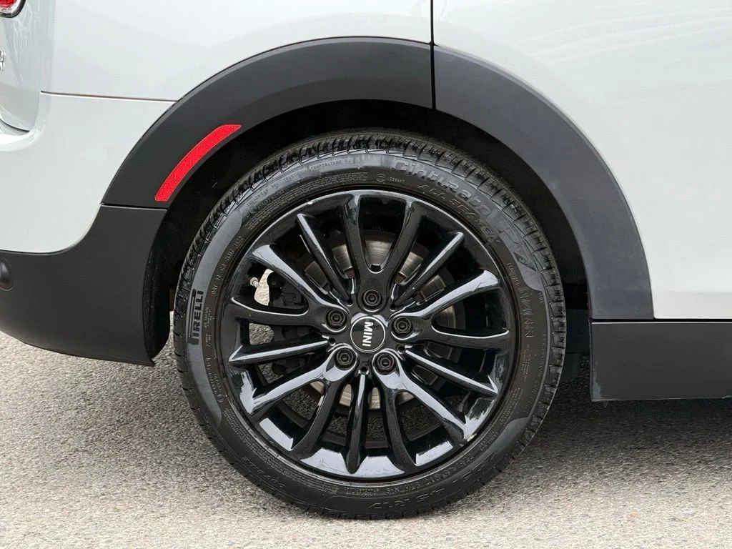 Used 2019  MINI  image 7