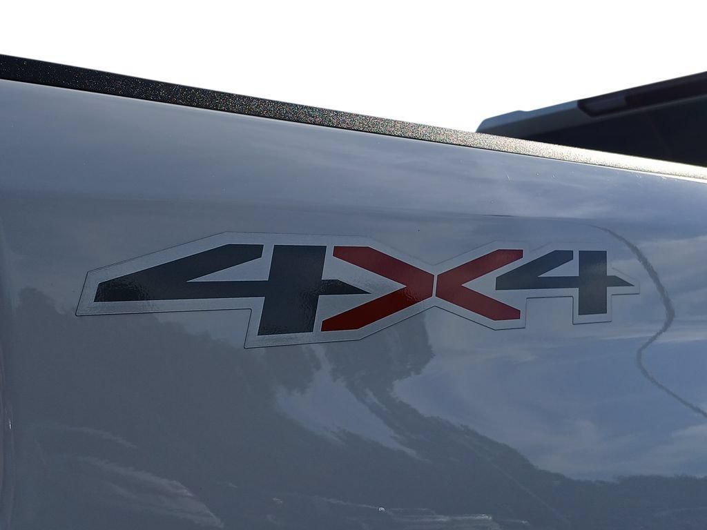 Certified Used 2025 Summit White Chevrolet WT image 21