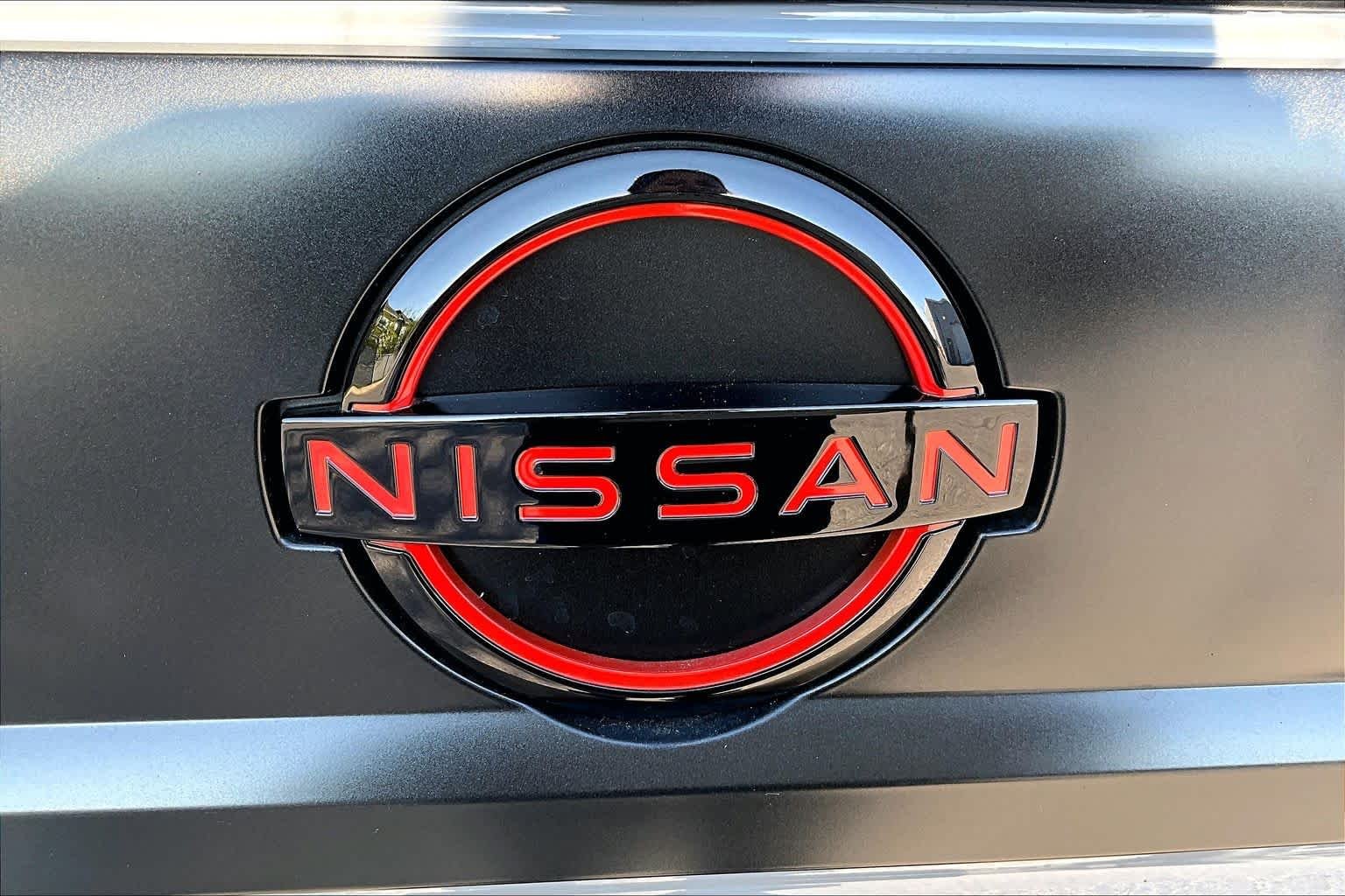 New 2026 Boulder Gray Pearl Nissan PRO-X image 8