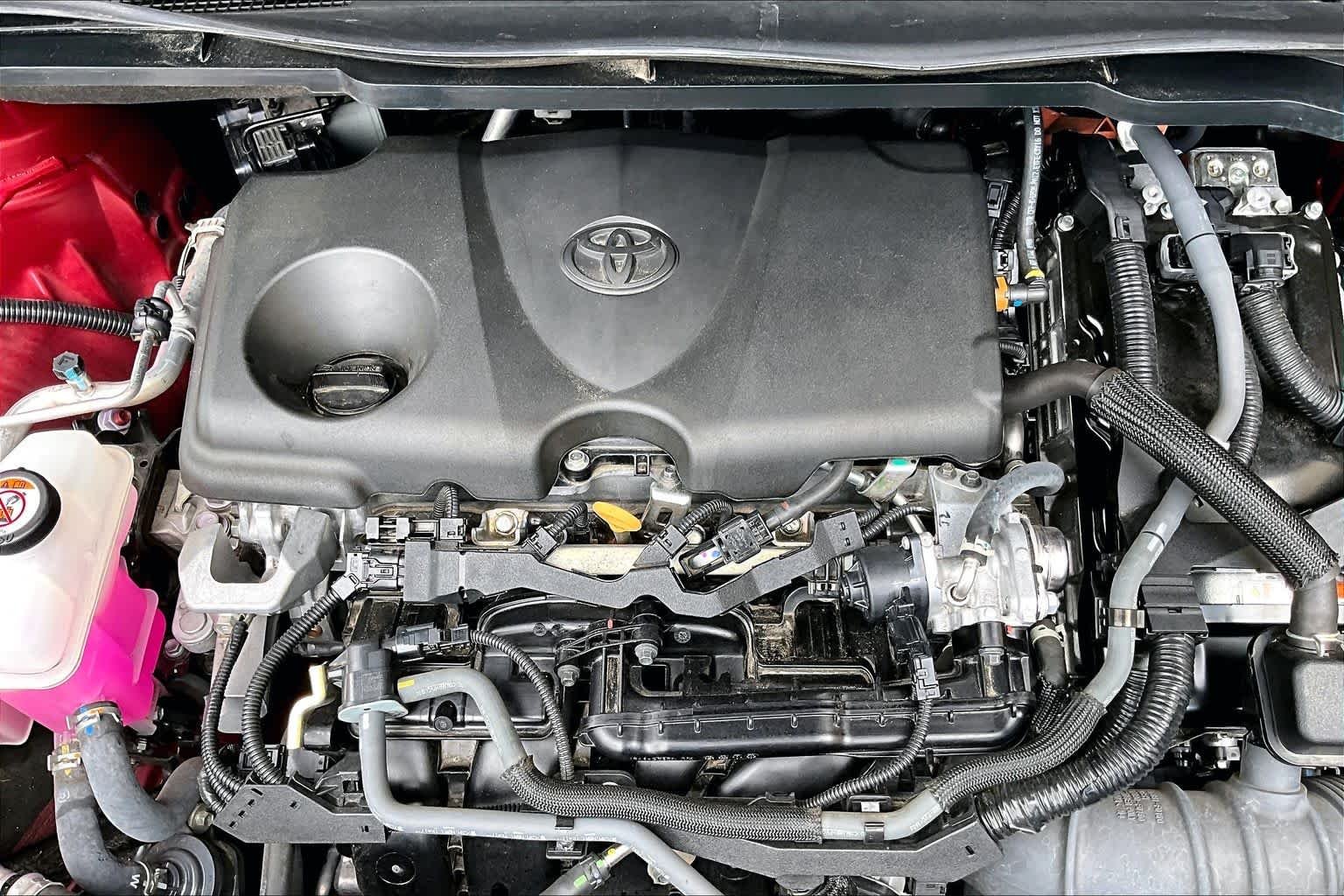 Used 2024 Ruby Flare Pearl Toyota XLE image 33