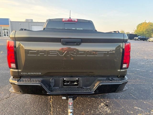 Used 2023 Brown Chevrolet Z71 image 4