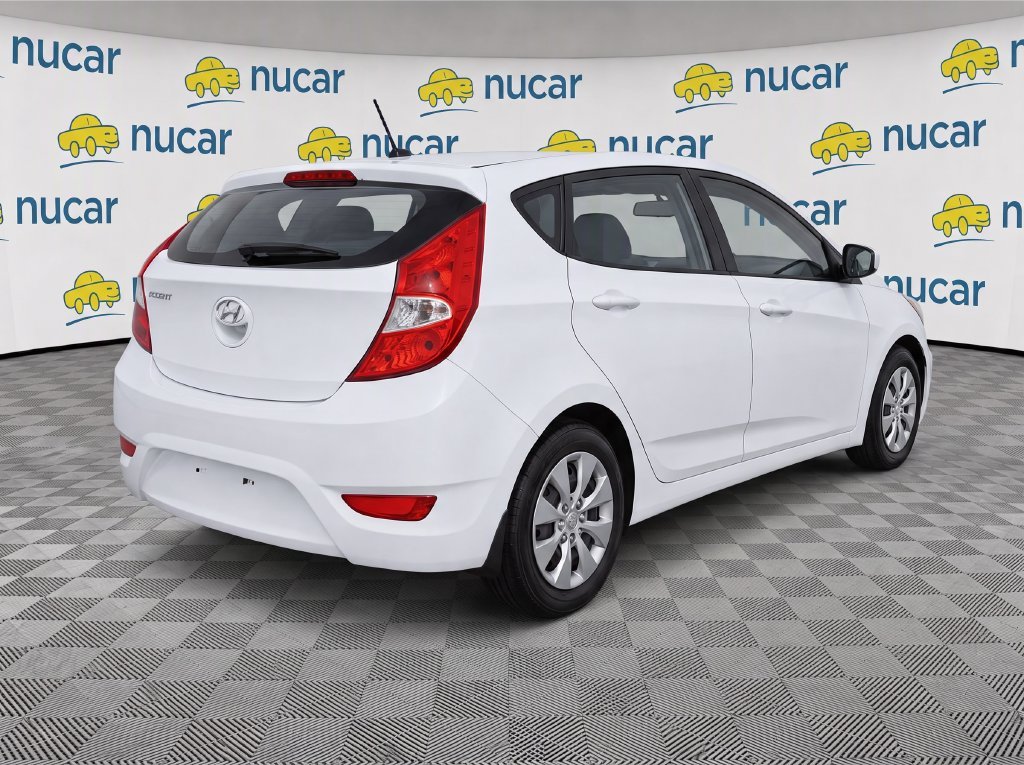 Used 2017 White Hyundai SE image 4
