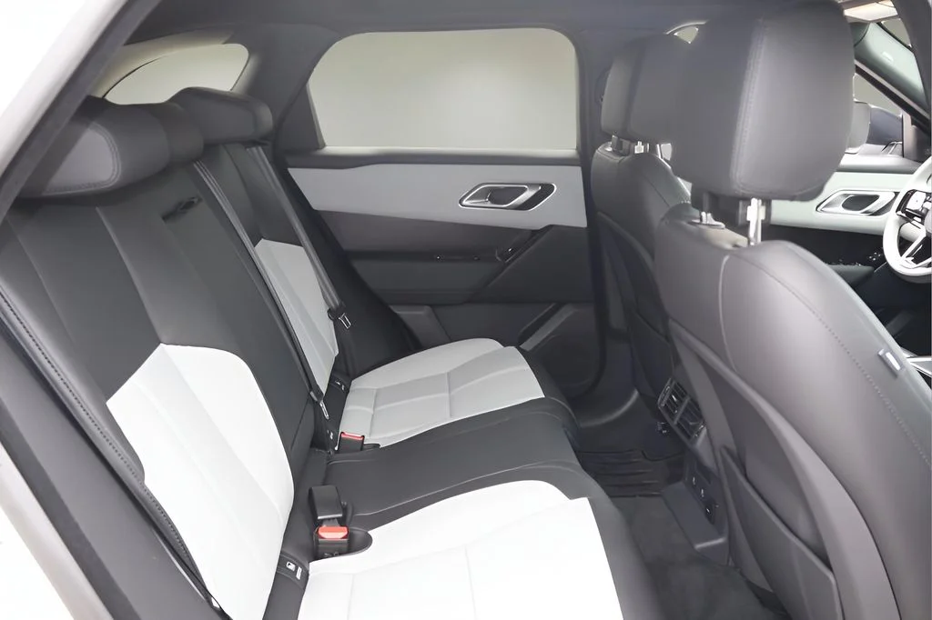 2026 Land Rover Range Rover Velar Dynamic SE - Photo 17