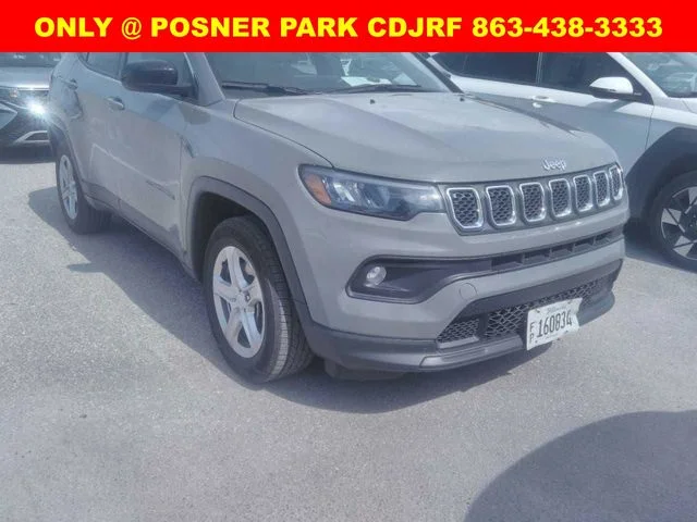 Used 2024 Gray Jeep Latitude image 2