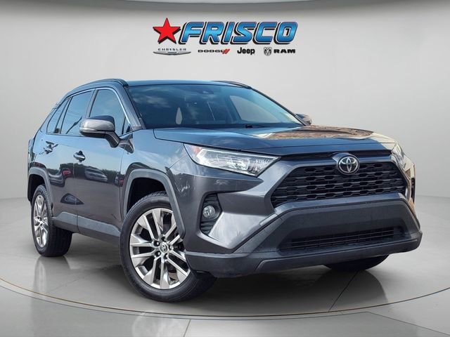 Used 2019 Gray Toyota XLE Premium image 1