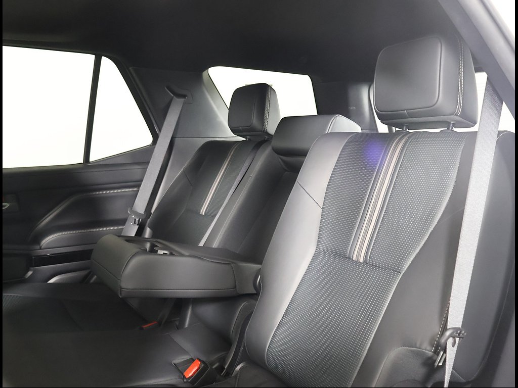 Certified Used 2026 Wind Chill Pearl Toyota Limited image 15