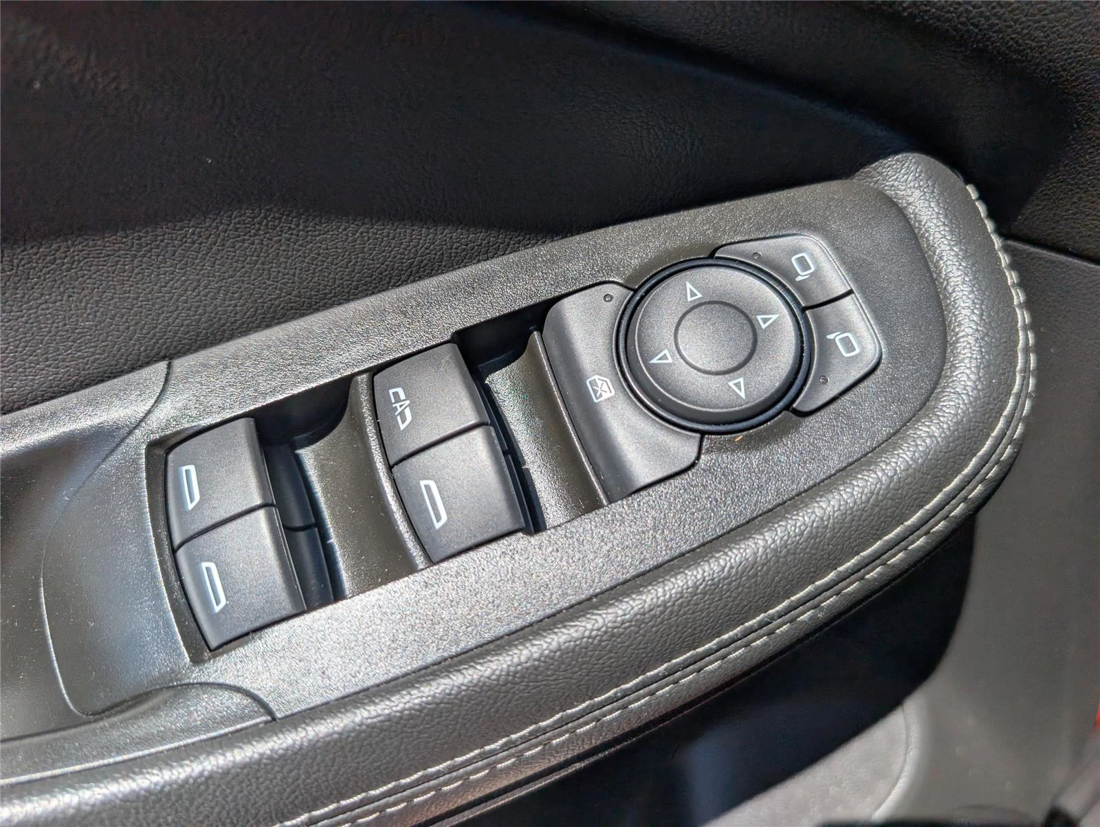 2024 Buick Encore GX Sport Touring - Photo 28