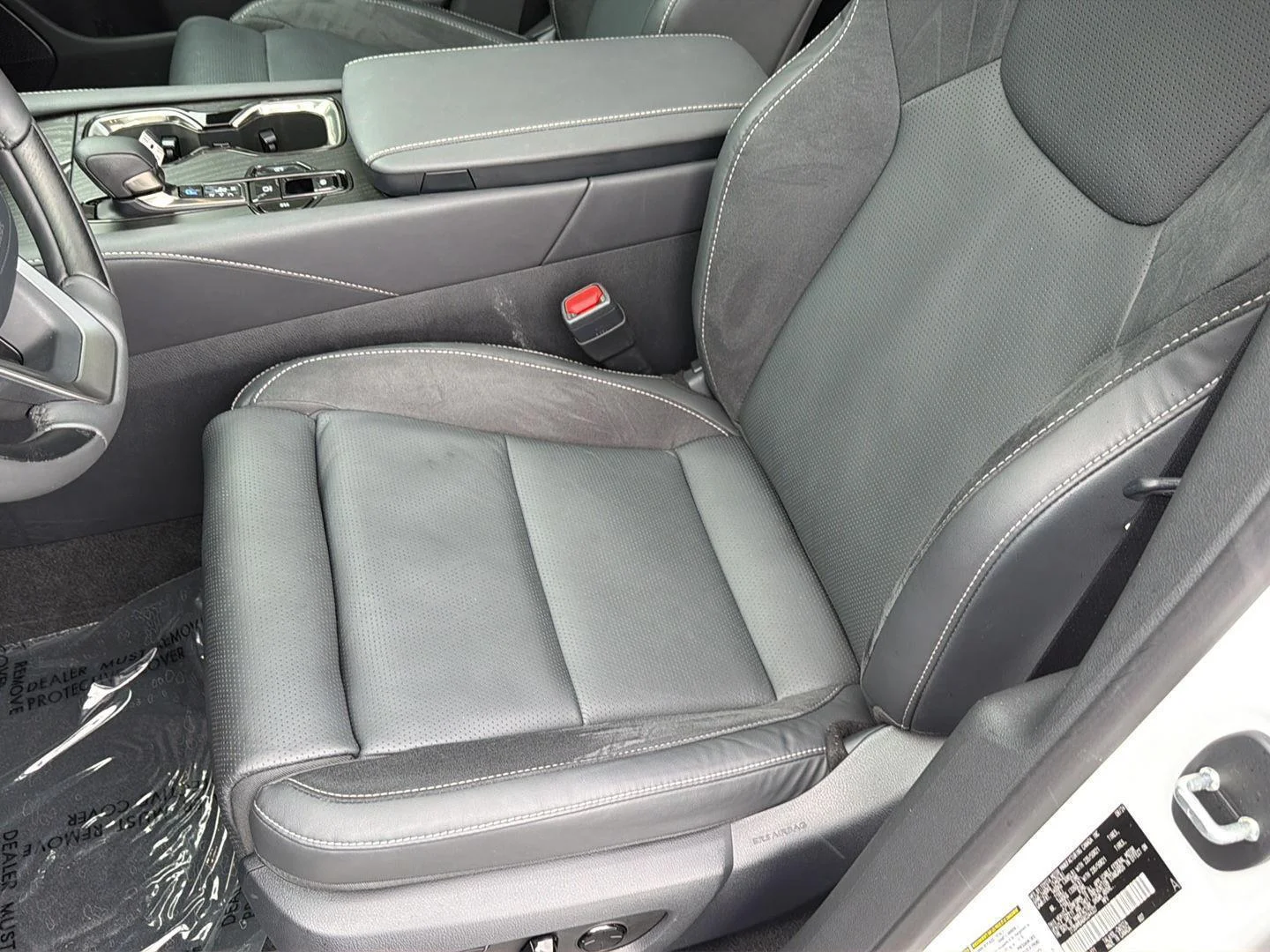 Used 2024 Eminent White Pearl Lexus RX 350 Luxury image 30