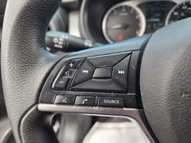 Used 2020 Gray Nissan S image 33