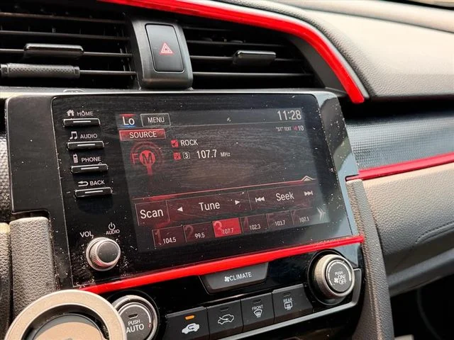 Used 2021  Honda Sport image 23