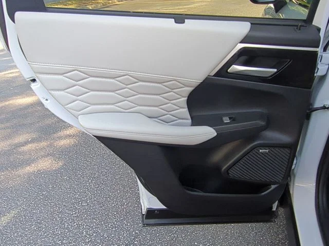 Used 2025 White Mitsubishi SEL image 29