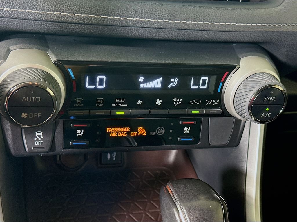 Used 2019 Midnight Black Metallic Toyota Limited image 17