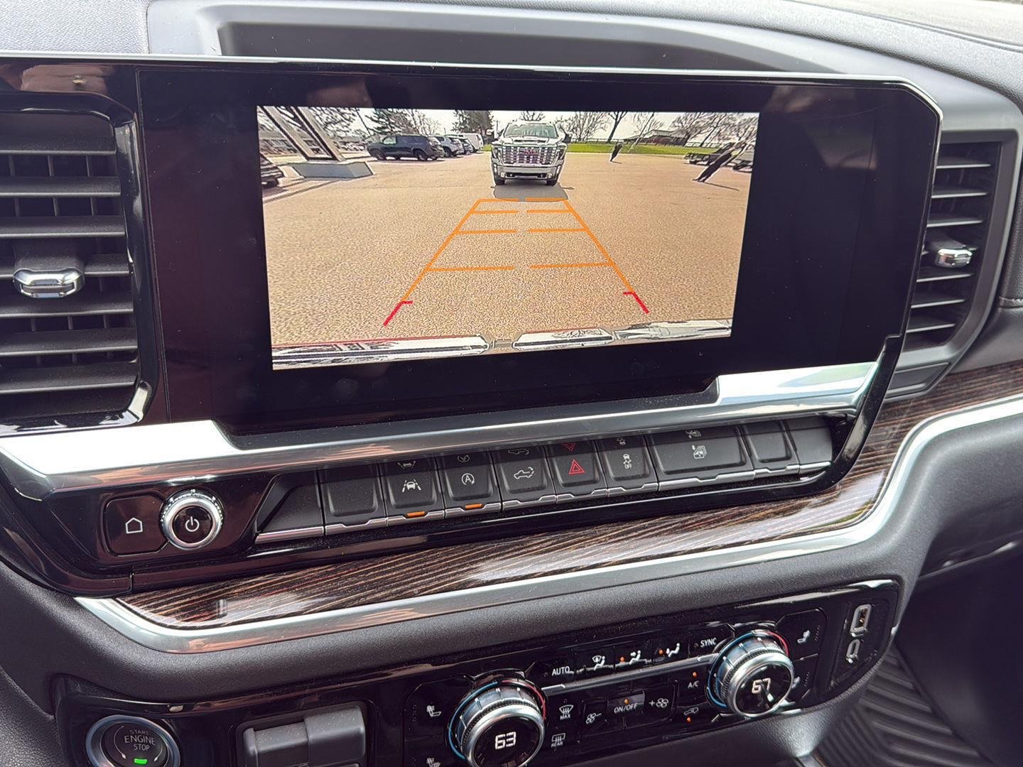 Used 2025 Onyx Black GMC Elevation image 4