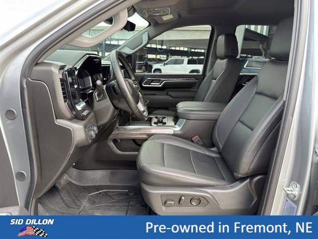 Used 2025 Sterling Gray Metallic Chevrolet LTZ image 17