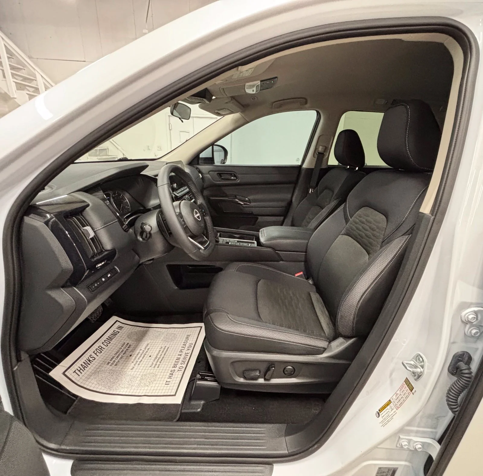Used 2025 White Nissan SV image 23