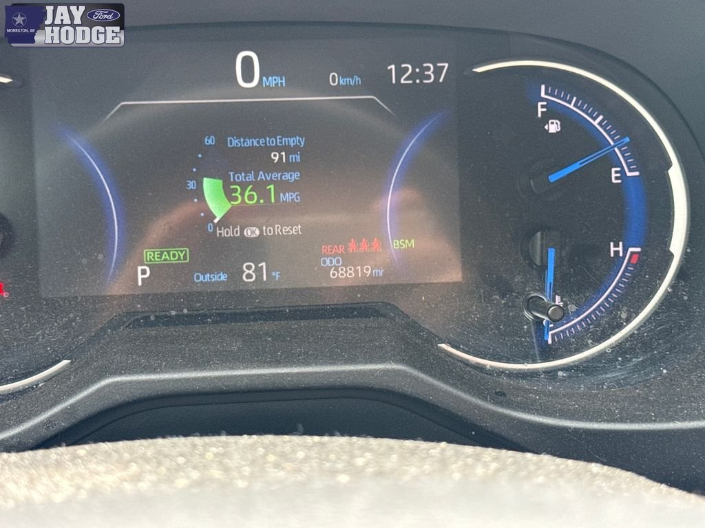 Used 2023 Silver Toyota SE image 13