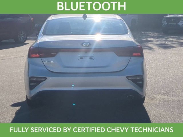 Used 2020 Silver Kia LXS image 6