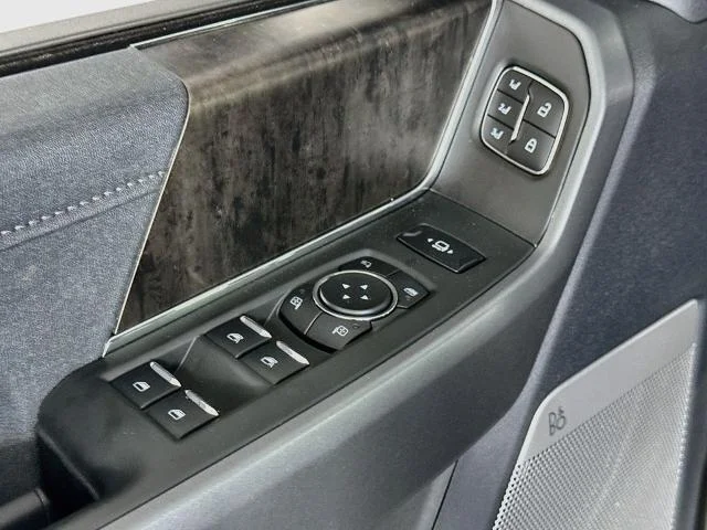 New 2026 Avalanche Ford F-250® Lariat® image 53