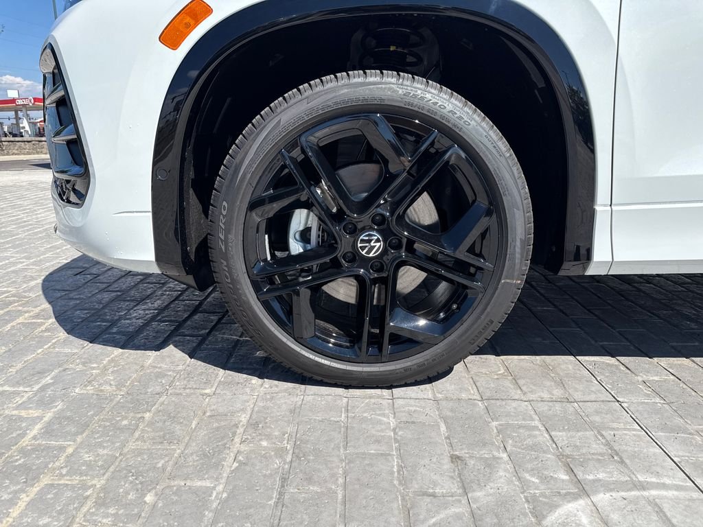 New 2026 Opal Volkswagen 2.0T SE R-Line Black image 29
