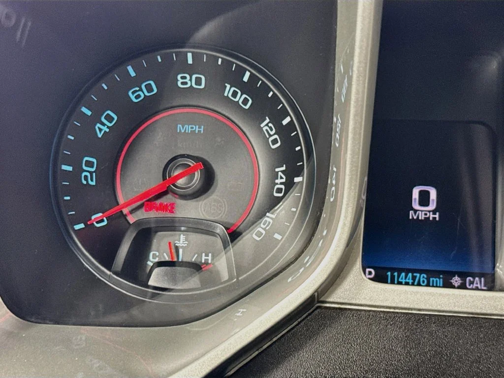 Used 2014 Silver Chevrolet 2LT image 15