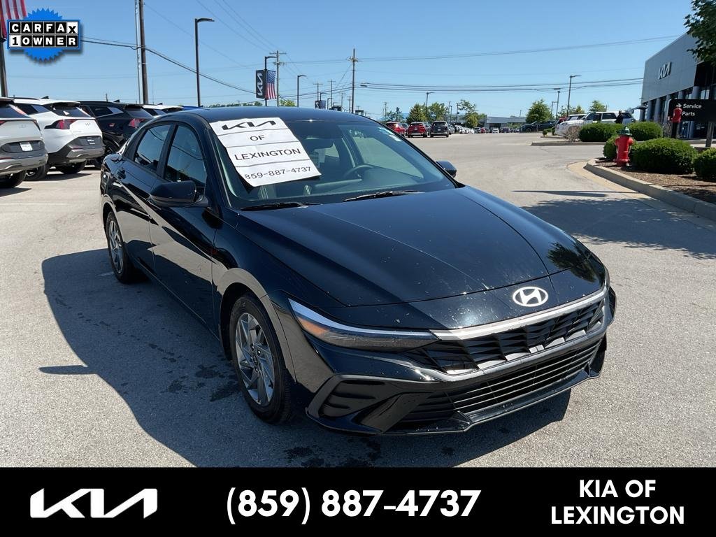2024 Hyundai Elantra 2.0 SEL IVT's photo
