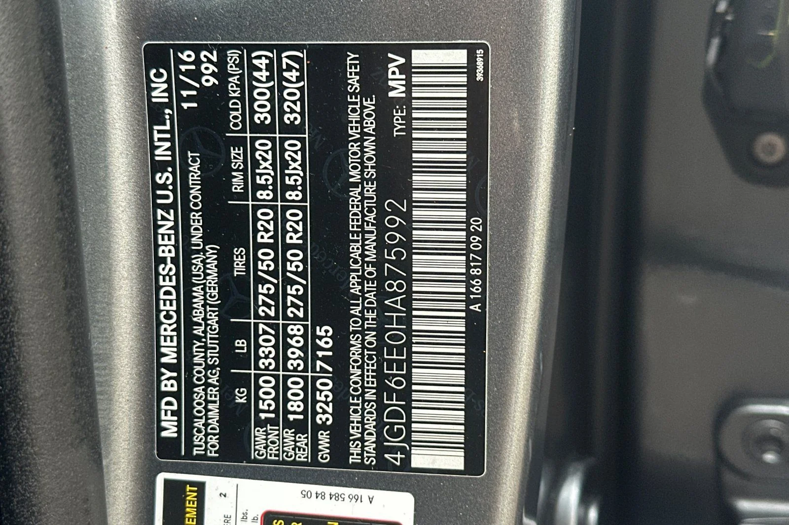 Used 2017  Mercedes-Benz GLS 450 image 35