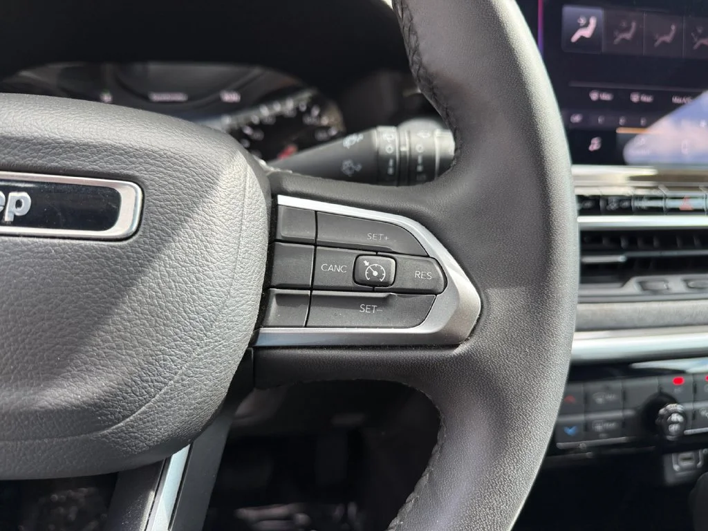 Used 2024 Gray Jeep Latitude image 25