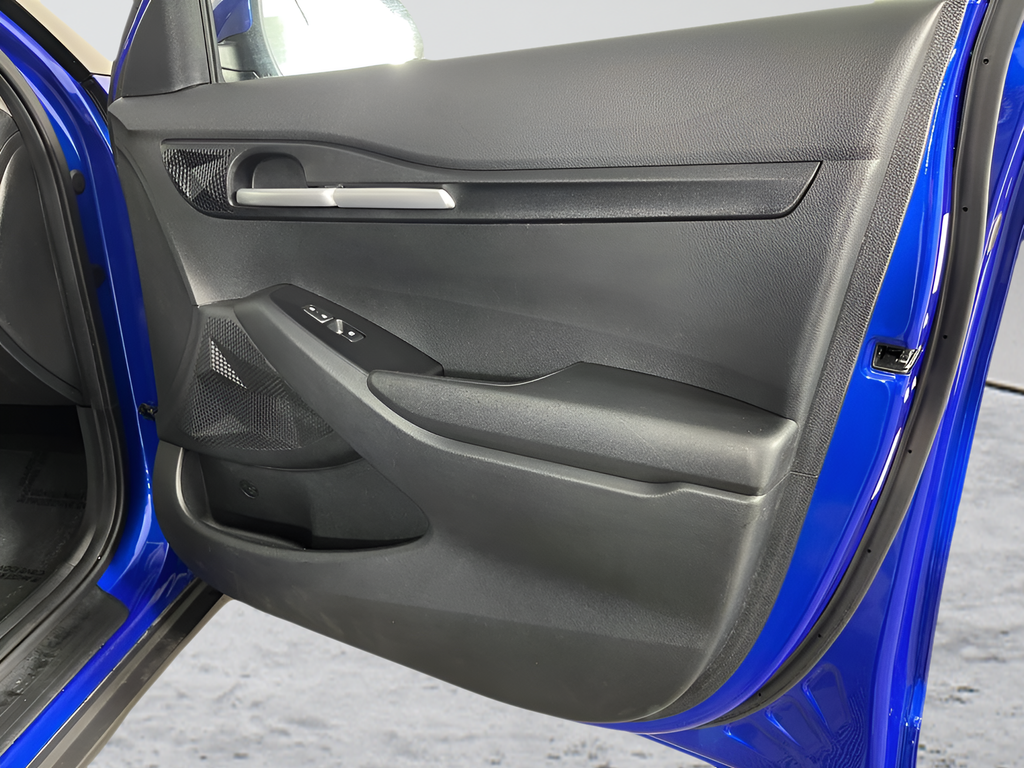 2023 Kia Seltos LX - Photo 15