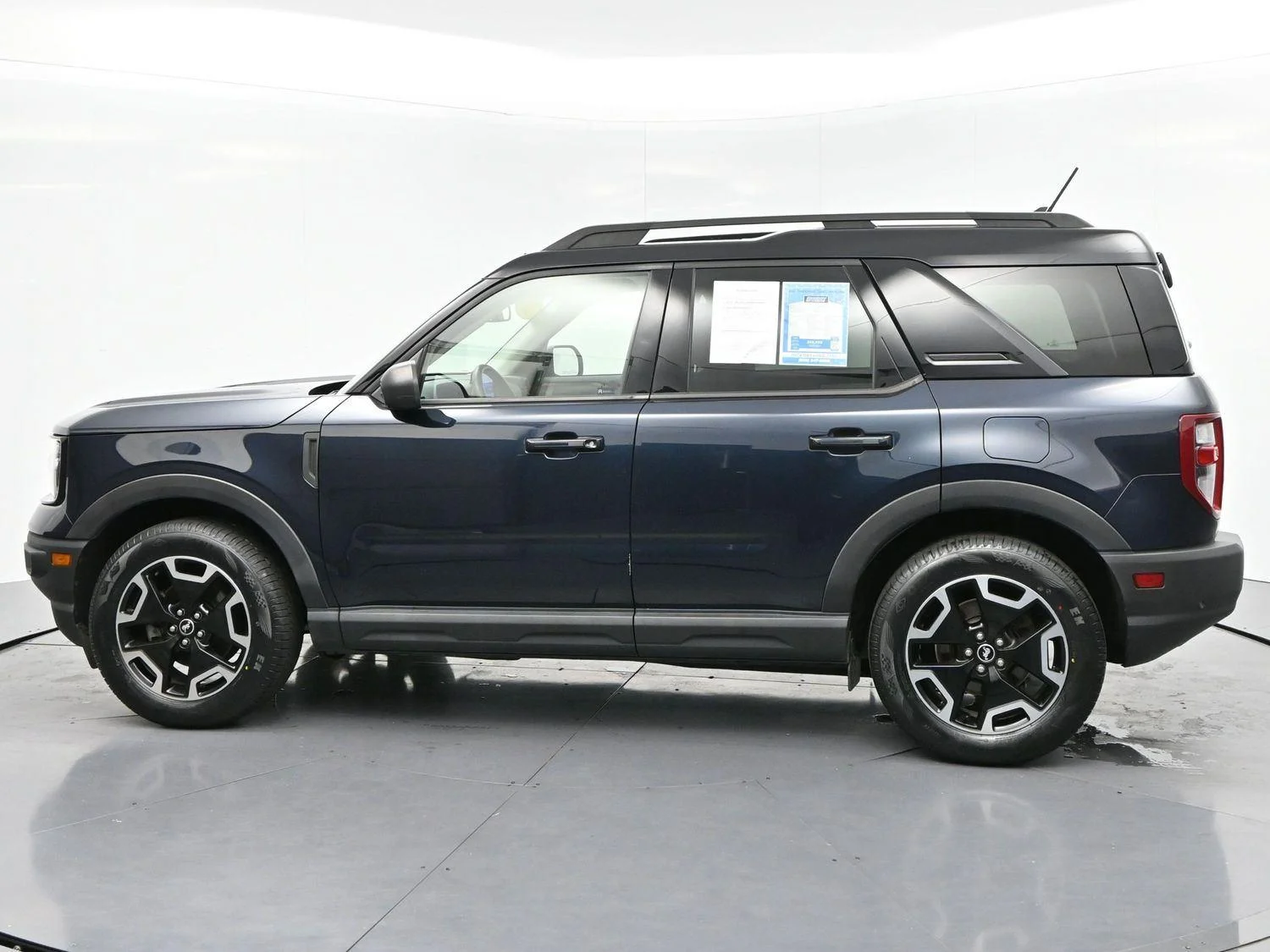 Used 2021 Alto Blue Metallic Tinted Clearcoat Ford Outer Banks image 4