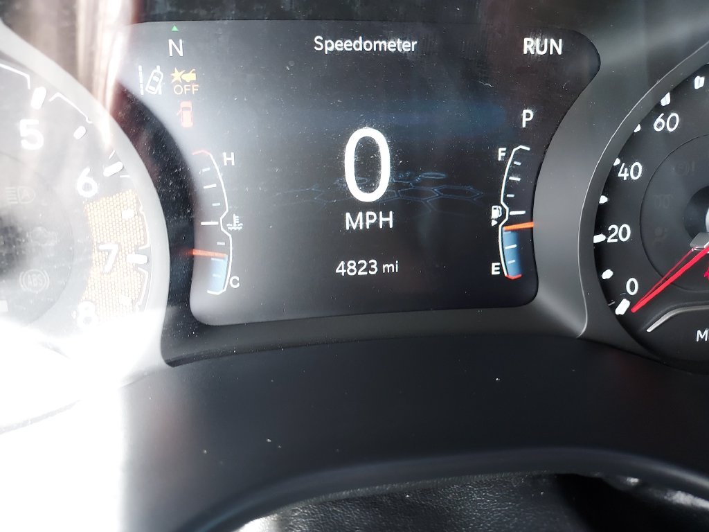 Used 2023 White Jeep Trailhawk image 19