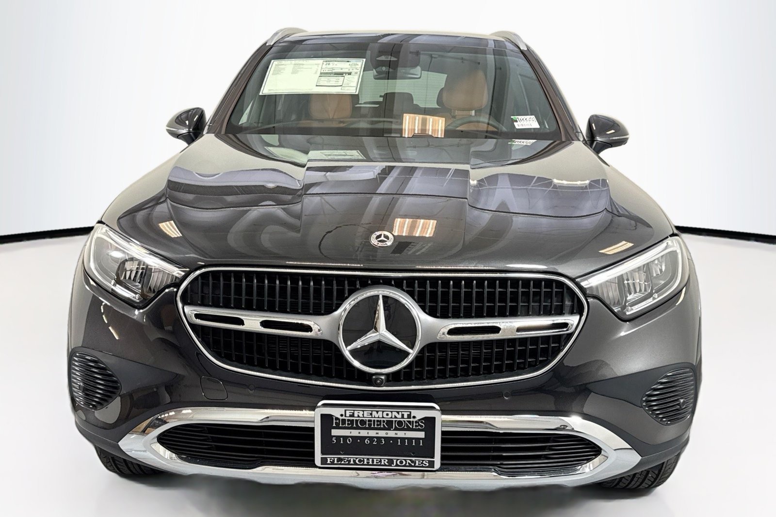 New 2026 Graphite Grey Metallic Mercedes-Benz GLC 300 image 2