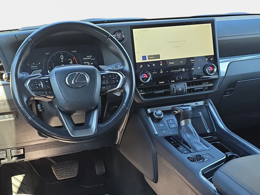 Certified Used 2024 CAVIAR Lexus 550 Luxury image 17