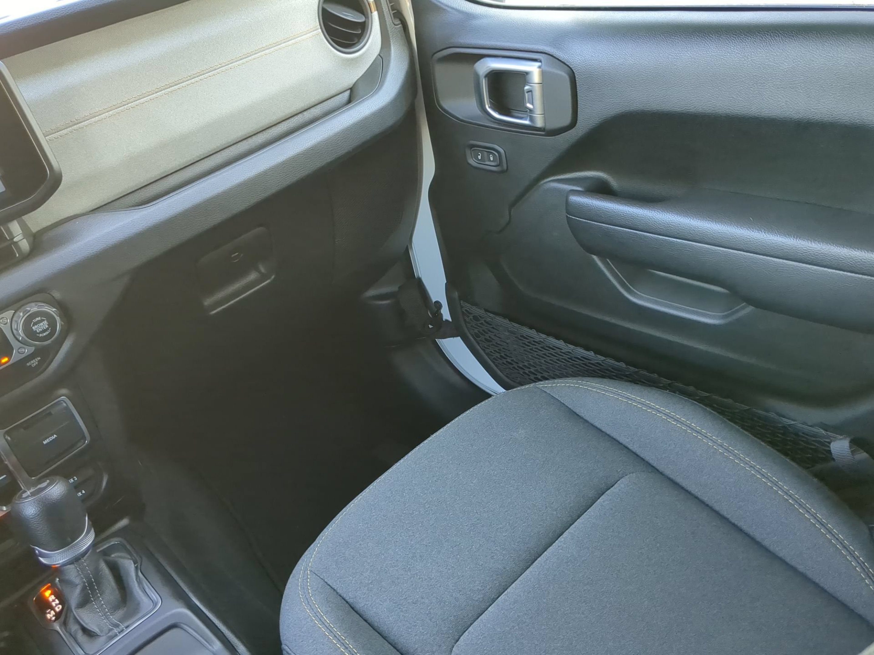 Used 2024 Bright White Clearcoat Jeep Sport S image 46