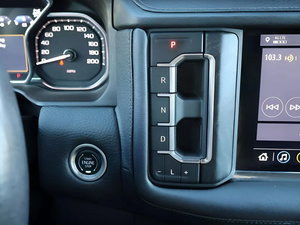 2021 GMC Yukon Denali - Photo 27